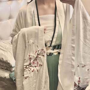 男男互摸JJ遗精高中自述
